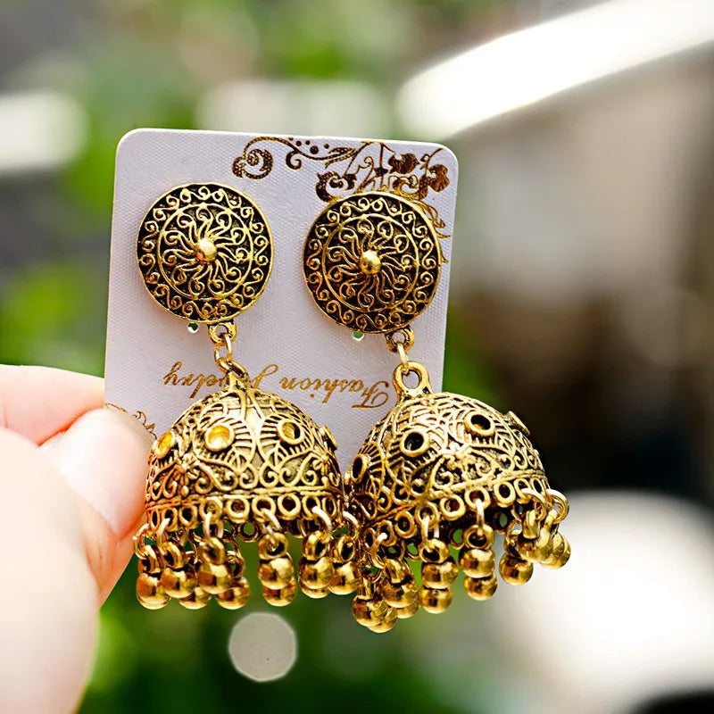 ✨ Royal Silver Jhumkas – Timeless Beauty