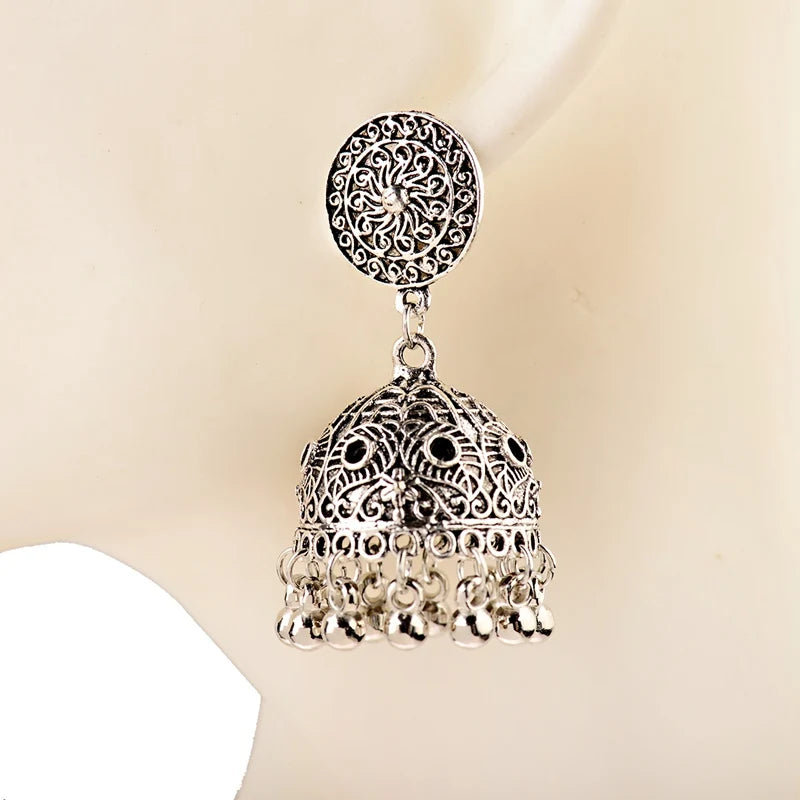 ✨ Royal Silver Jhumkas – Timeless Beauty