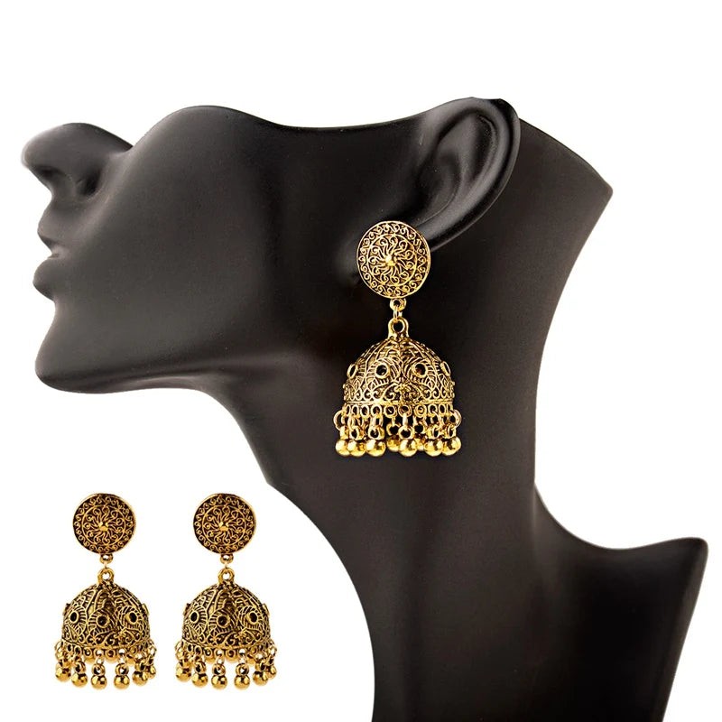 ✨ Royal Silver Jhumkas – Timeless Beauty