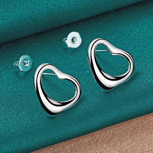 💖 Sterling Silver Love Heart Studs