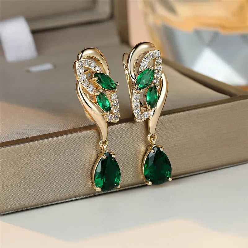 Emerald Spark Gold Earrings