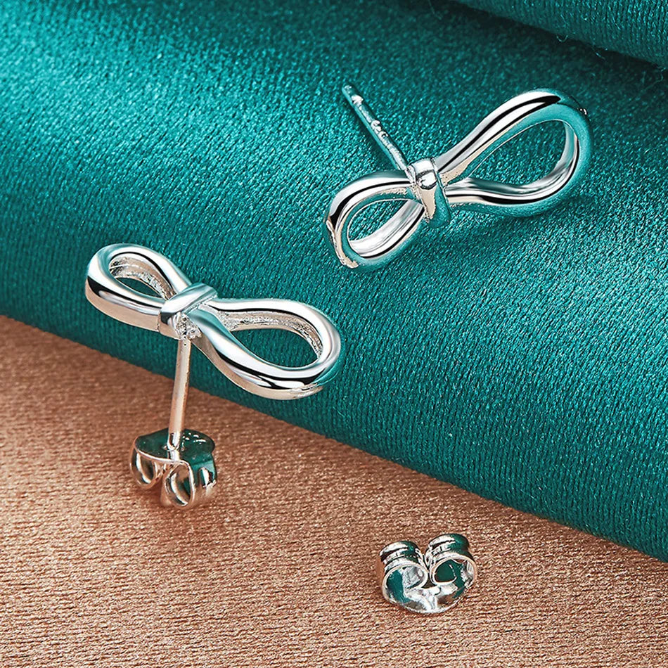 💖 "Graceful Sterling Silver Bow Earrings" 💖