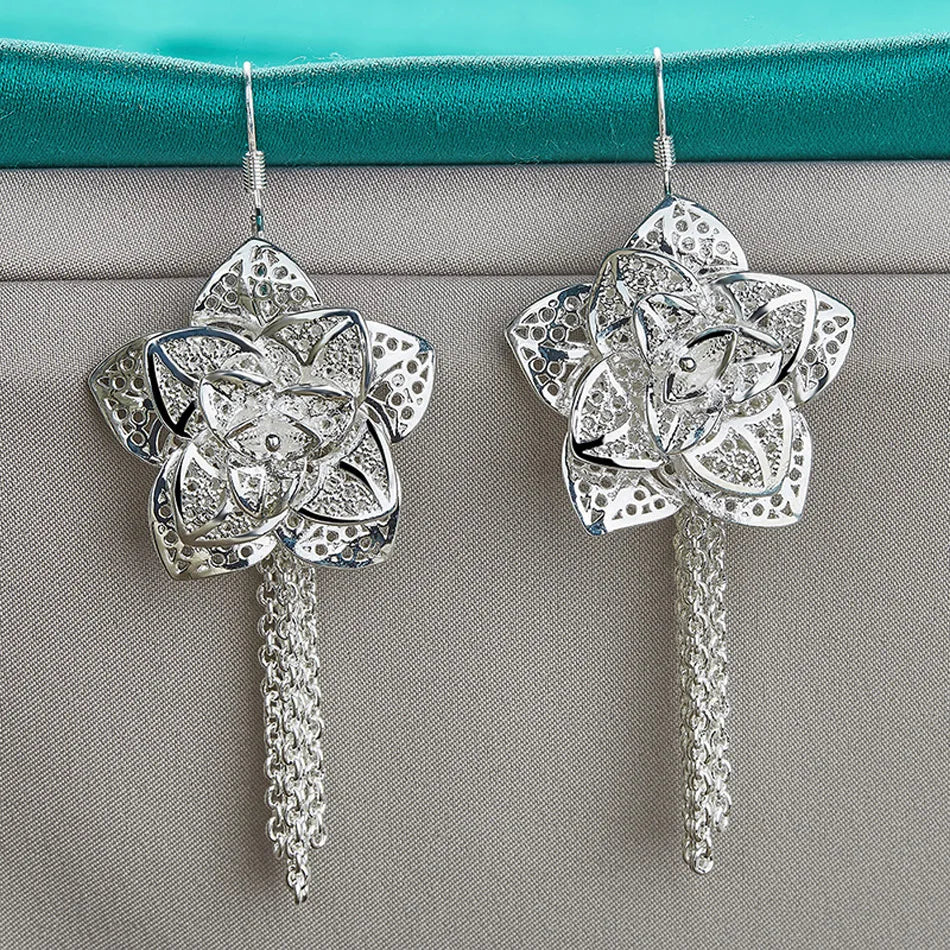 🌸 Sterling Silver Flower Earrings