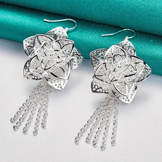 🌸 Sterling Silver Flower Earrings