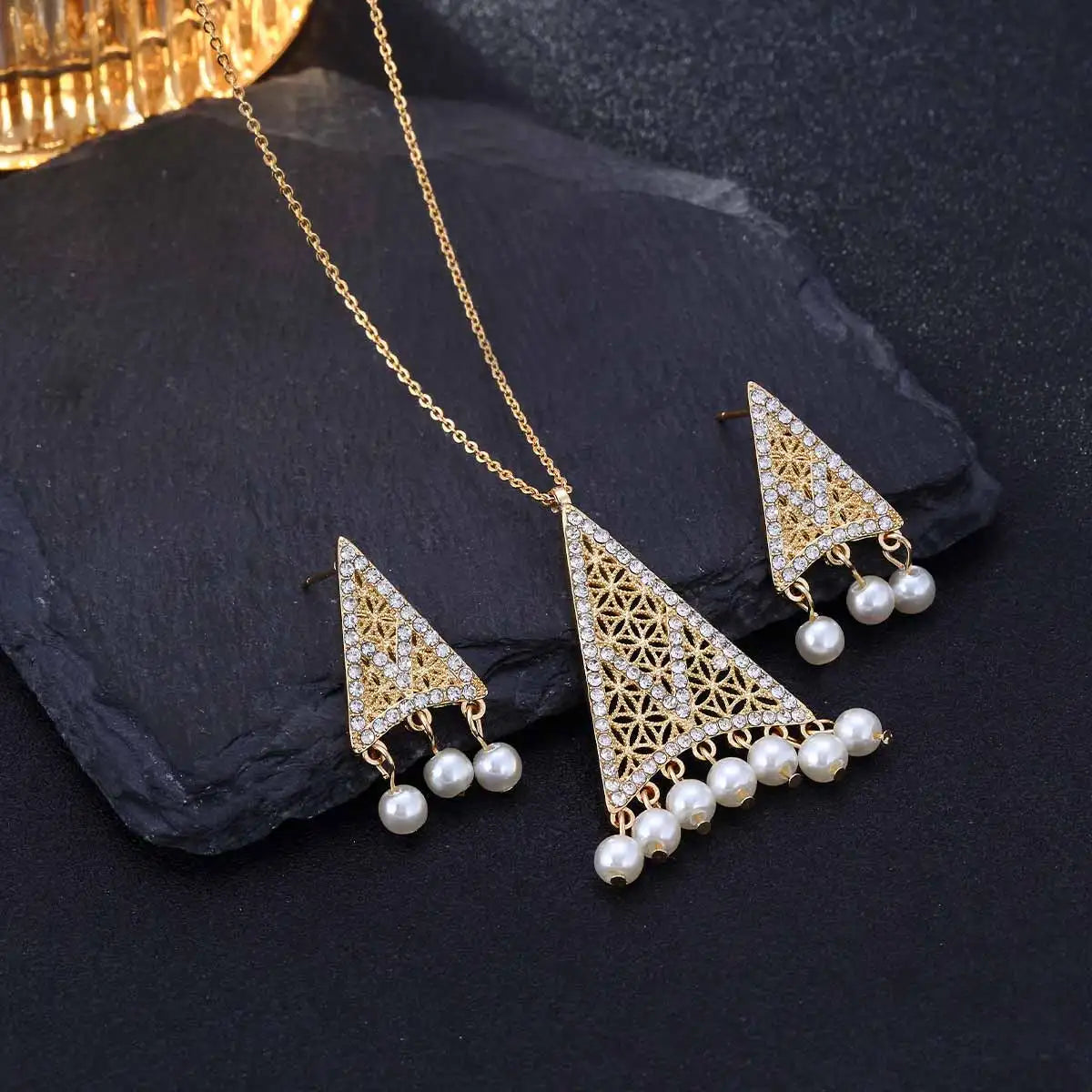 Regal Heritage Jewelry Set