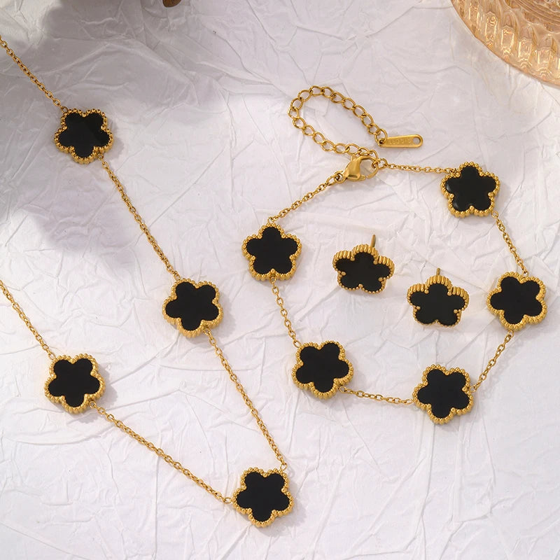 Timeless Black Clover Jewelry Set