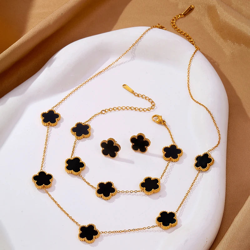 Timeless Black Clover Jewelry Set