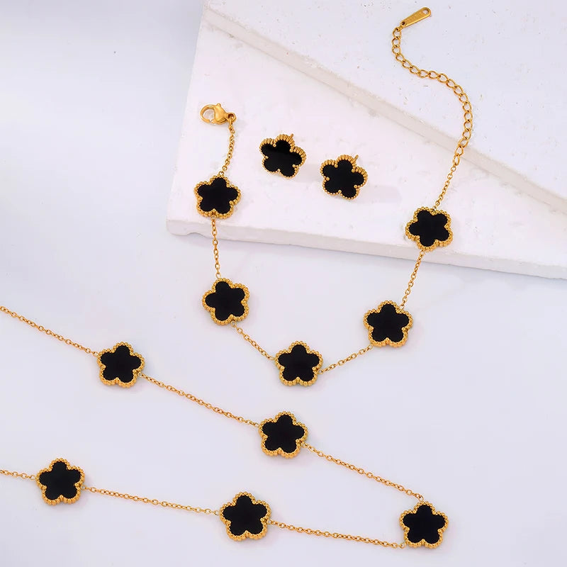 Timeless Black Clover Jewelry Set