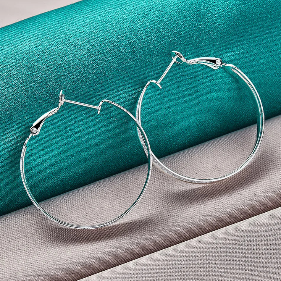 ✨ Matte Silver Hoop Earrings ✨